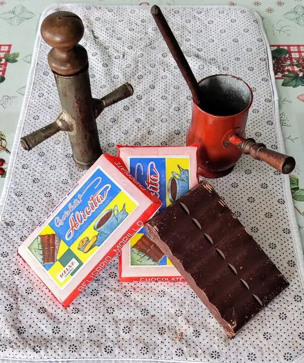 Malva celebra sus raíces con una exposición genealógica y un museo del chocolate