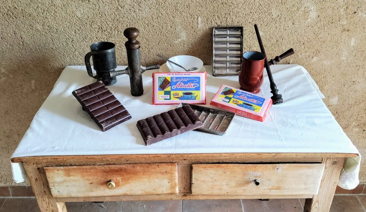 Malva celebra sus raíces con una exposición genealógica y un museo del chocolate