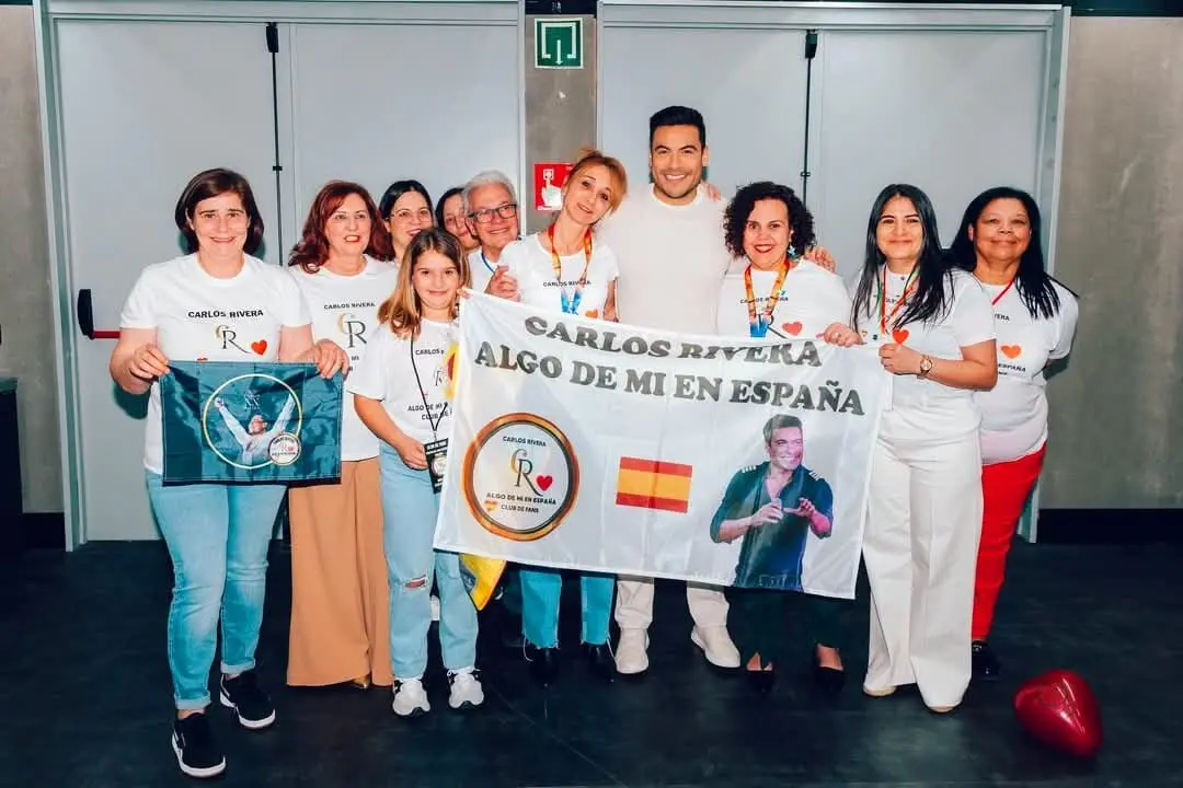 fans Carlos Rivera  (1)