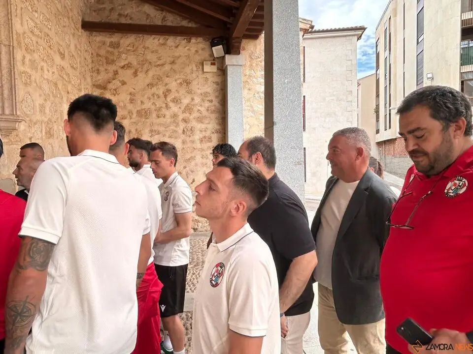 El Zamora CF se encomienda a la Virgen de la Concha