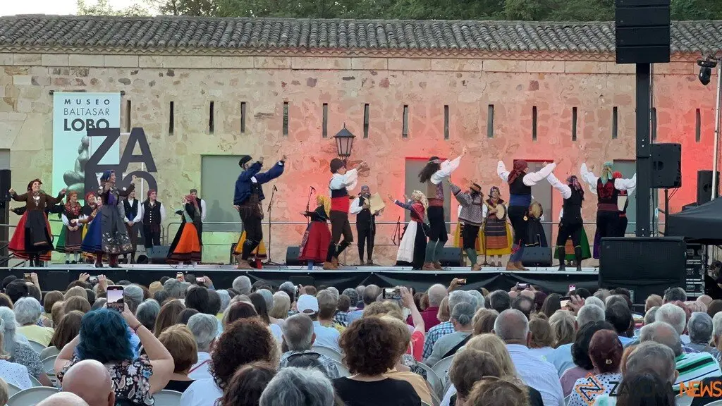 Gala inaugural Festival Internacional del Folklore 2025_41