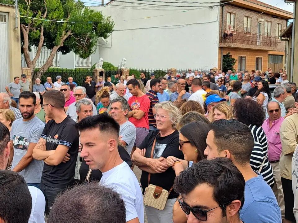 manifestación por Álvaro en Olleros de Tera    (11)