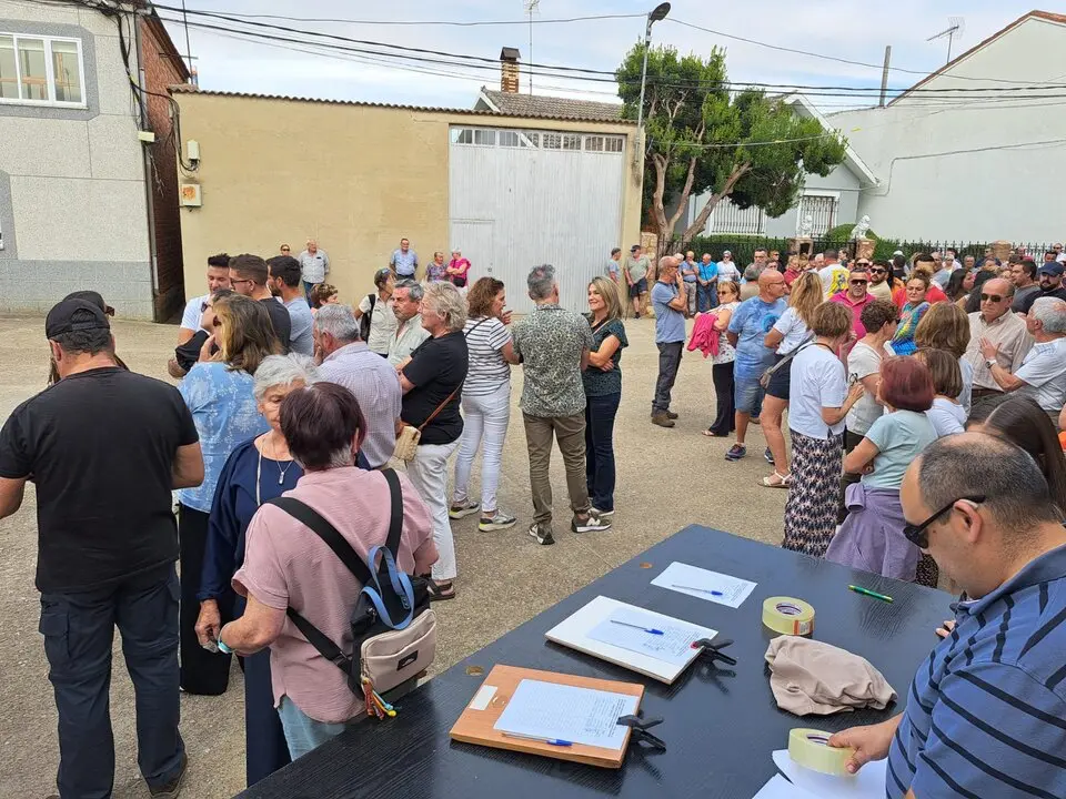 manifestación por Álvaro en Olleros de Tera    (24)
