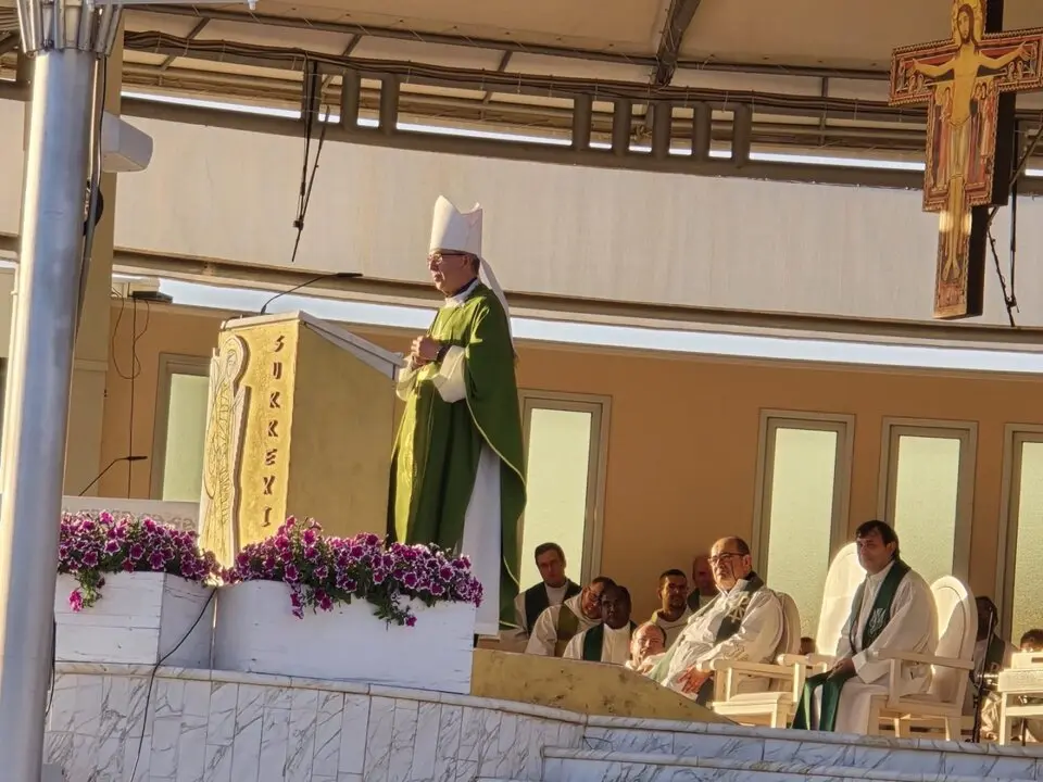 El obispo Fernando Valera visita Medjugorje