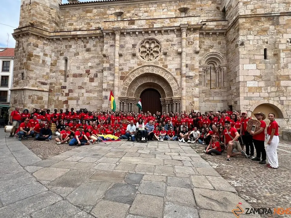 Recepción Ayuntamiento de Zamora del Festival Internacional de Folklore 2025