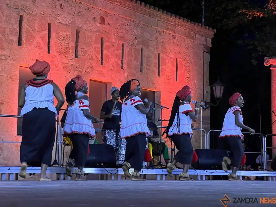 Cierre Festival Internacional de Folklore Zamora 2025 _15