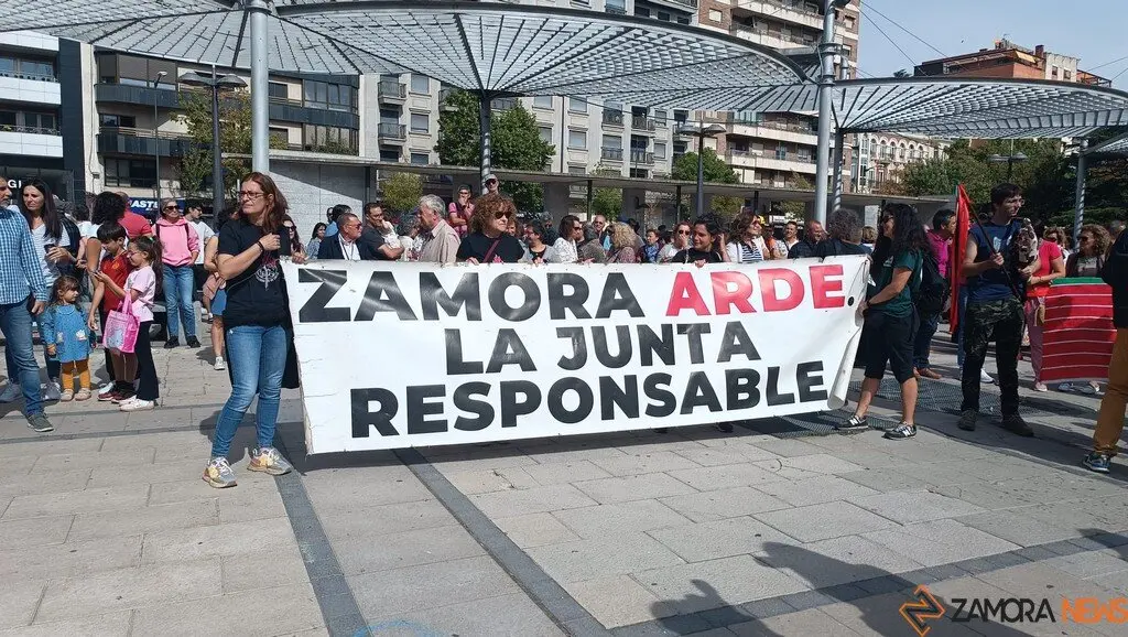 Manifestación incendios Zamora