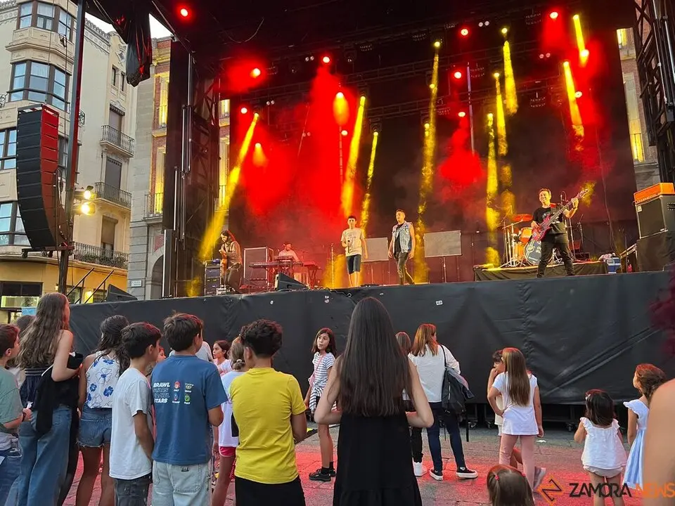 Pequeño Rock and Roll Zamora _13