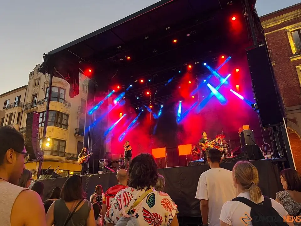 Pequeño Rock and Roll Zamora _23