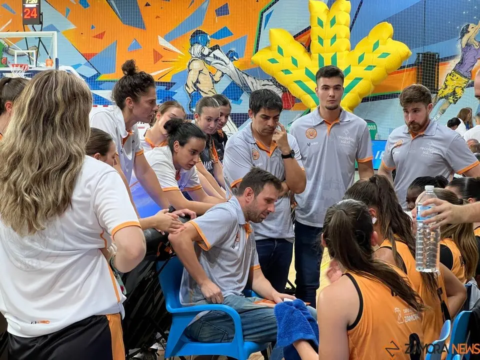 Zamarat vs Perfumerias Avenida Salamanca - Copa de Castilla y León _11