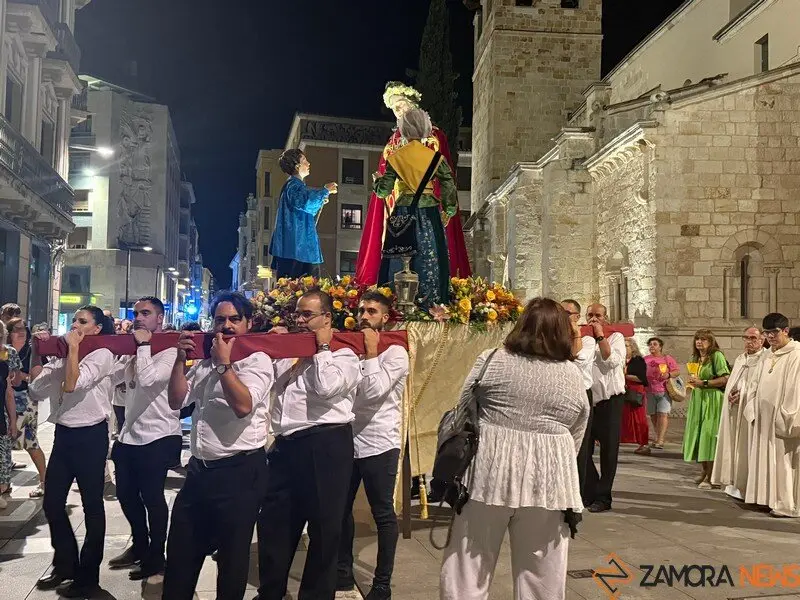 procesión de la Virgen de La Saleta _14