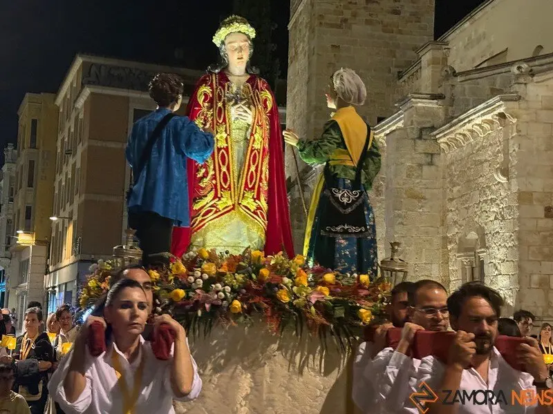 procesión de la Virgen de La Saleta _16