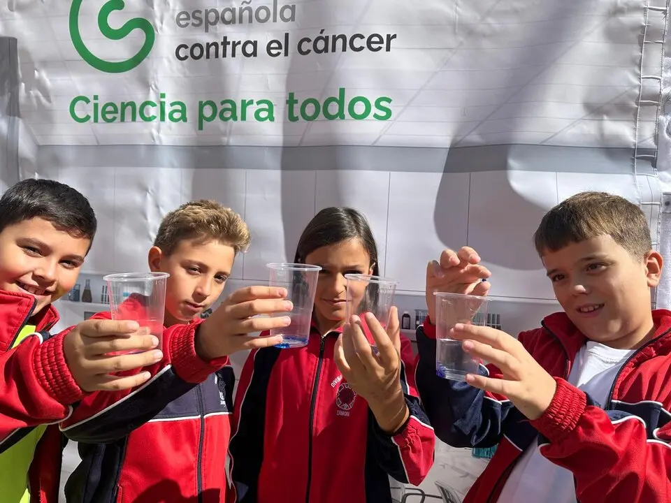 Día Mundial de la Investigación en Cáncer en Zamora (5)