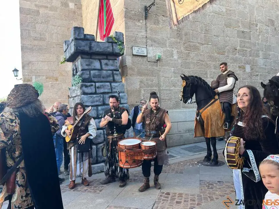 Desfile inaugural Mercado Medieval de Zamora _41