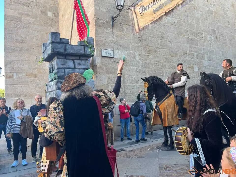 Desfile inaugural Mercado Medieval de Zamora _43