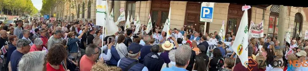 manifestación zamora frente a renfe _5