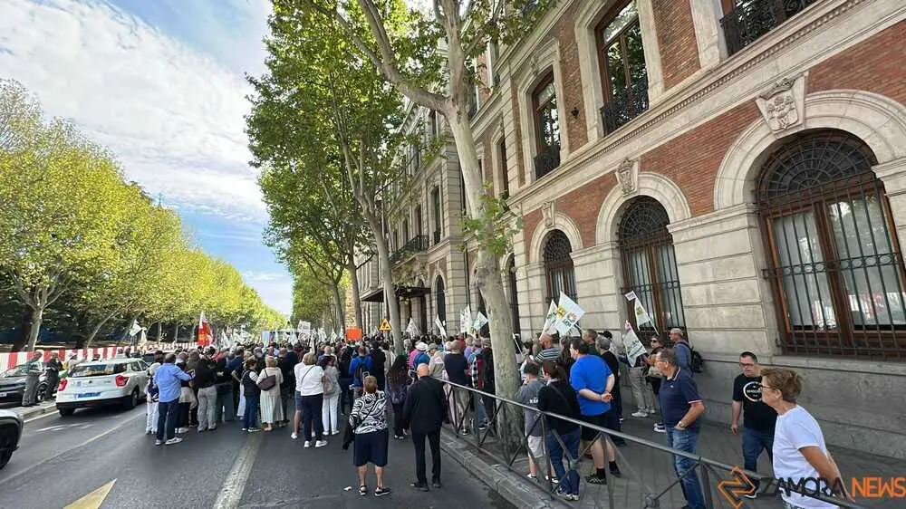 manifestación zamora frente a renfe _18