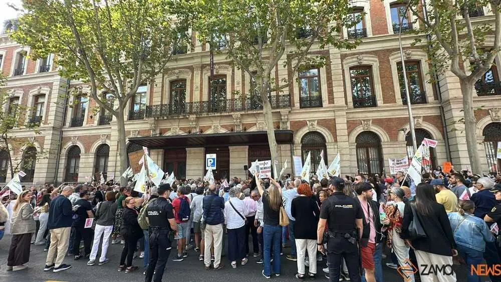 manifestación zamora frente a renfe _19