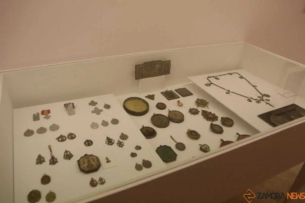 Exposición 'Lo sagrado en lo Cotidiano'_3
