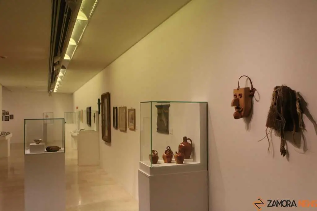 Exposición 'Lo sagrado en lo Cotidiano'_5