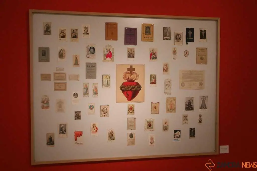 Exposición 'Lo sagrado en lo Cotidiano'_14