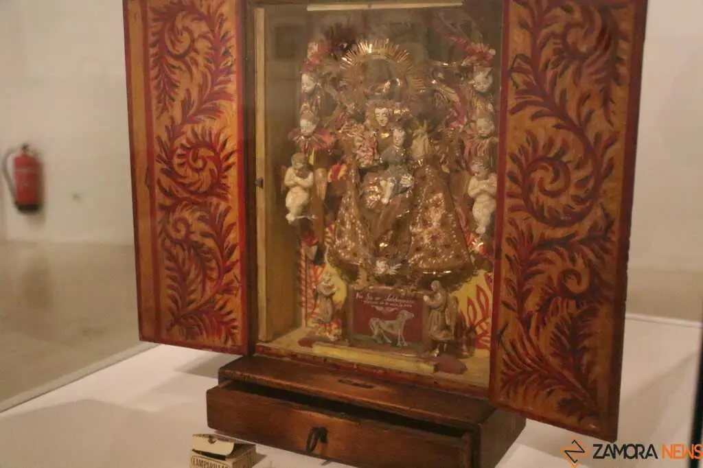 Exposición 'Lo sagrado en lo Cotidiano'_19