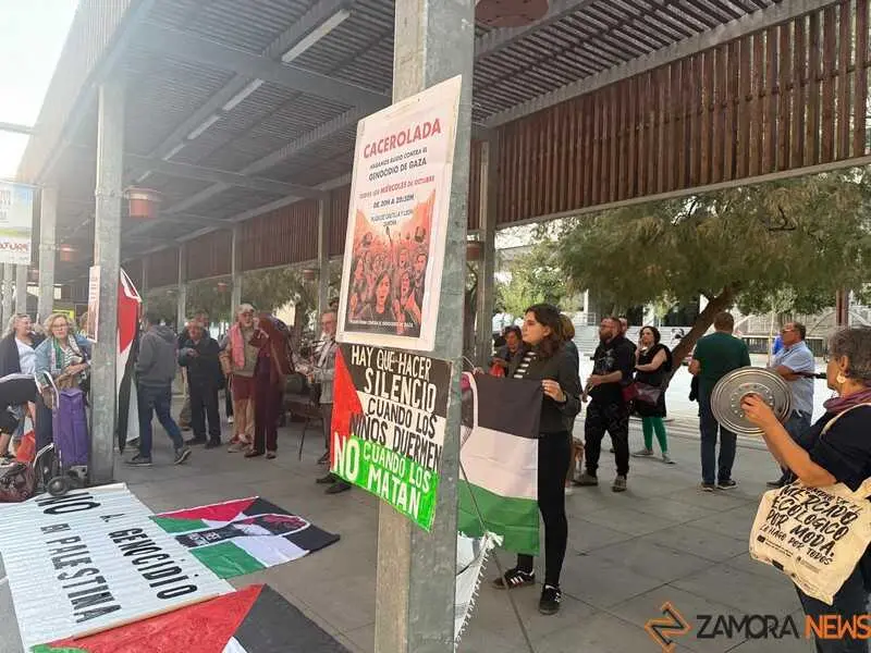 cacerolada en Zamora 