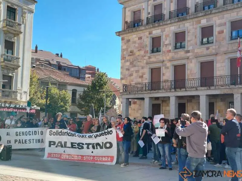concentración por Palestina en Zamora  _10