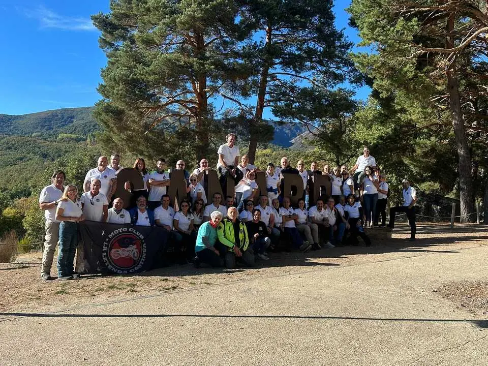 Moto Club La Leyenda Continúa visita Sanabria