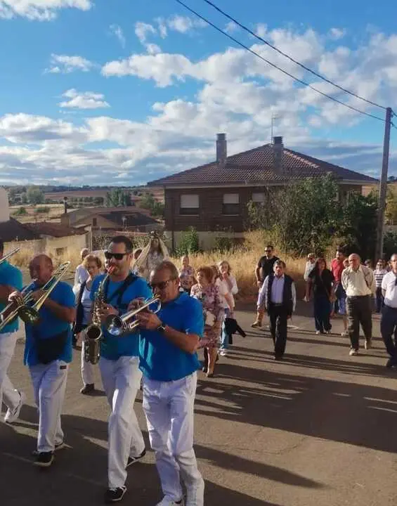 fiestas de Pueblica de Valverde  (2)