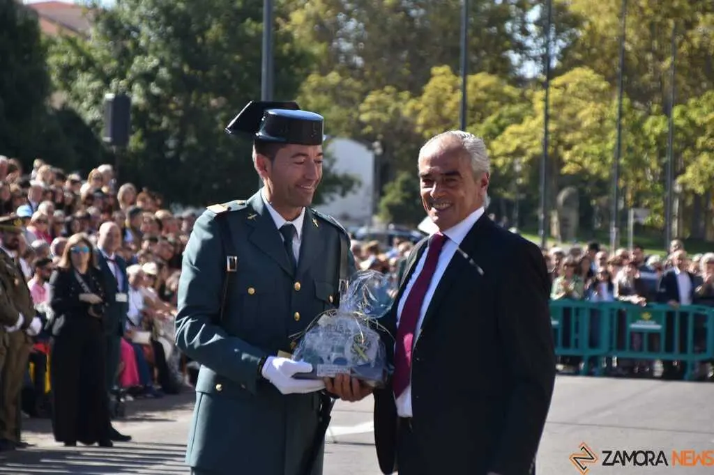 Condecoraciones Día de la Guardia Civil en Zamora _4