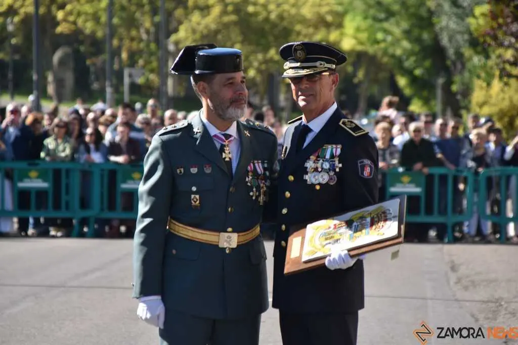 Condecoraciones Día de la Guardia Civil en Zamora _8