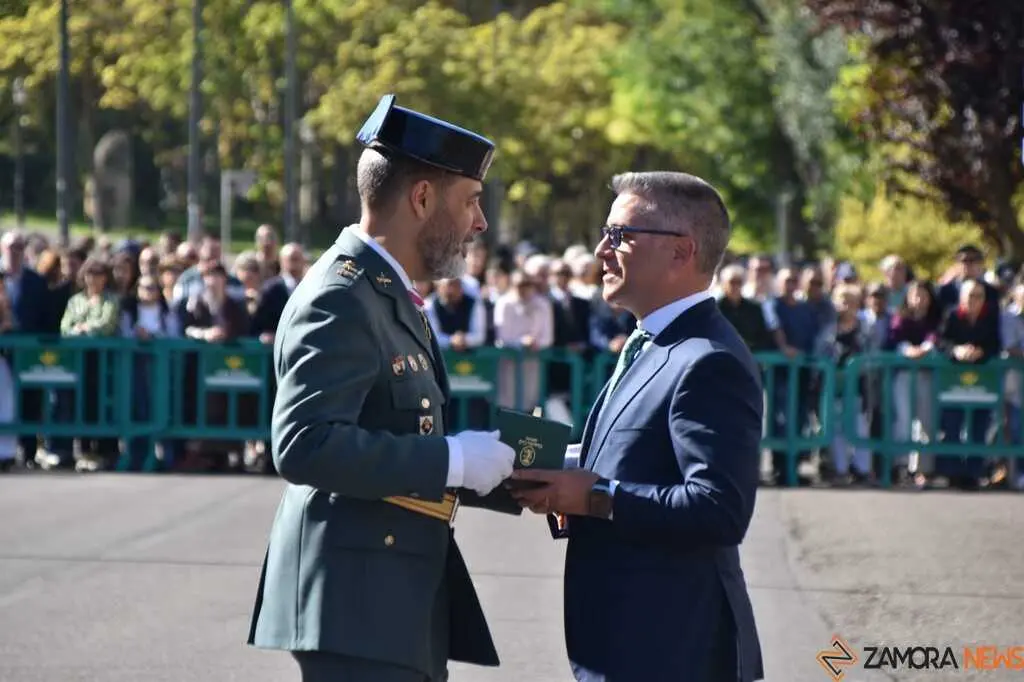 Condecoraciones Día de la Guardia Civil en Zamora _15