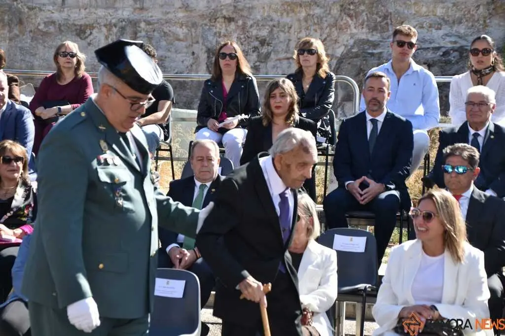 Condecoraciones Día de la Guardia Civil en Zamora _23