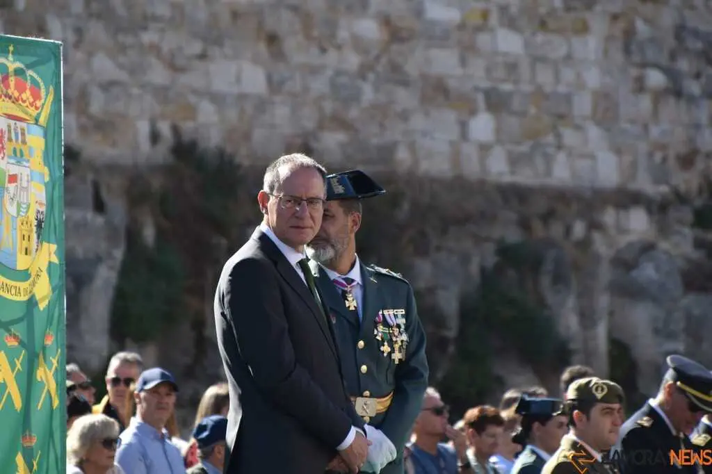 Condecoraciones Día de la Guardia Civil en Zamora _24