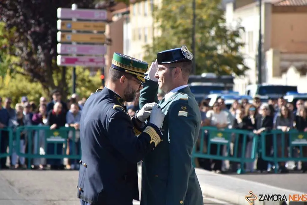 Condecoraciones Día de la Guardia Civil en Zamora _28