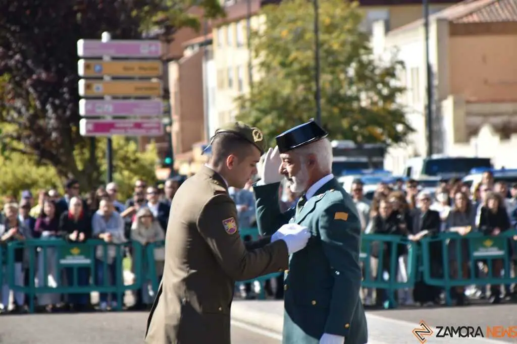 Condecoraciones Día de la Guardia Civil en Zamora _41
