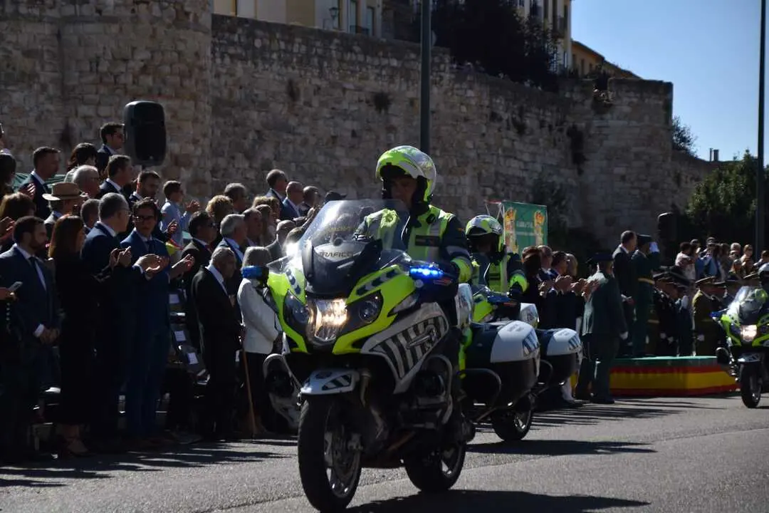 guardia civil desfile (21)