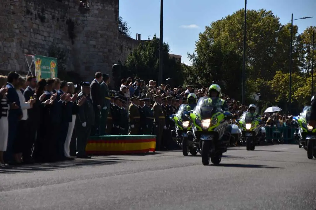guardia civil desfile (22)
