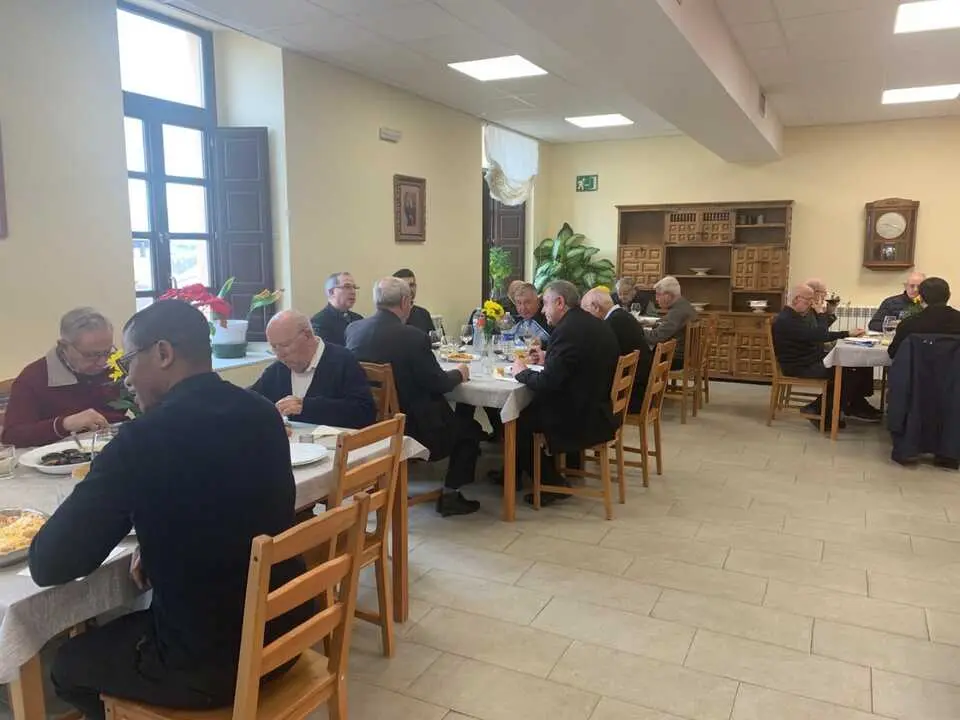 La actual casa del obispo se convierte en la primera casa de convivencia sacerdotal