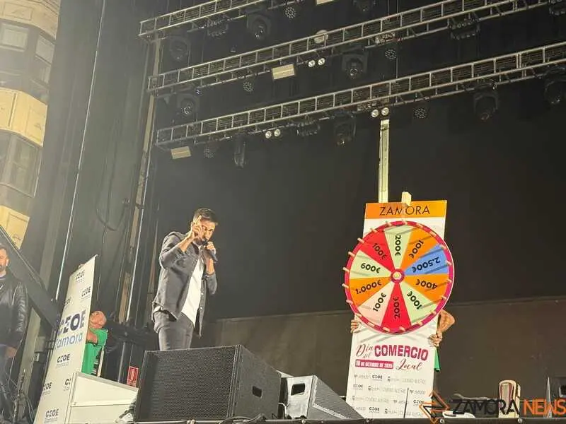 fiesta del comercio en Zamora _35