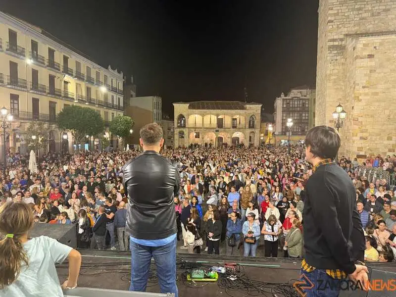 fiesta del comercio en Zamora _43