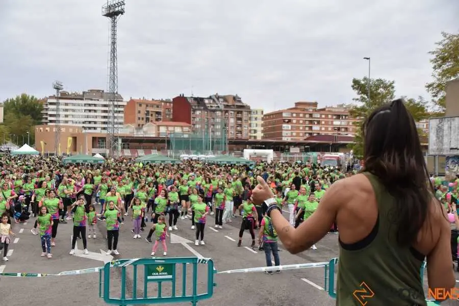 clase de zumba en Zamora en el día contra el cáncer en Zamora _9