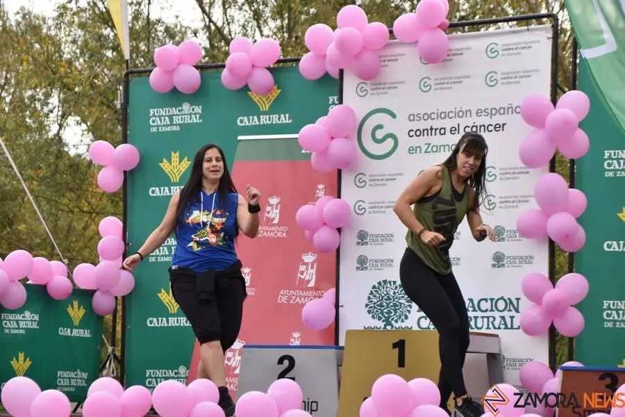 clase de zumba en Zamora en el día contra el cáncer en Zamora _12