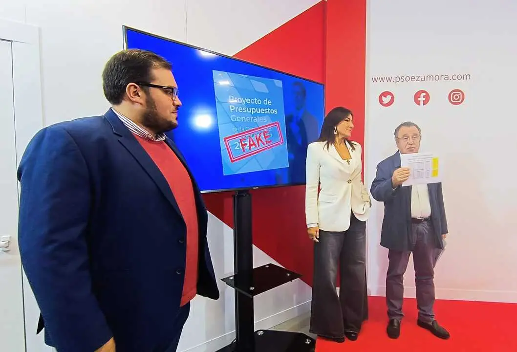 Rueda de prensa del PSOE sobre Presupuestos