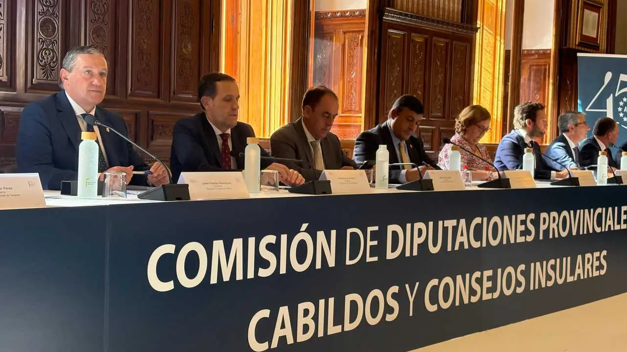 Javier FAúndez en la reunión de la FEMP