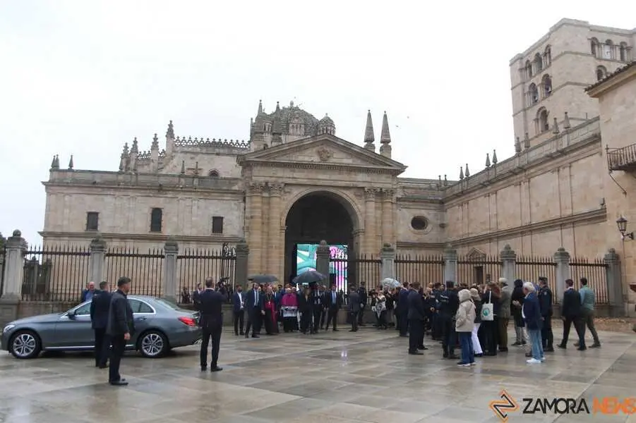 La Reina Doña Sofía en Zamora _7