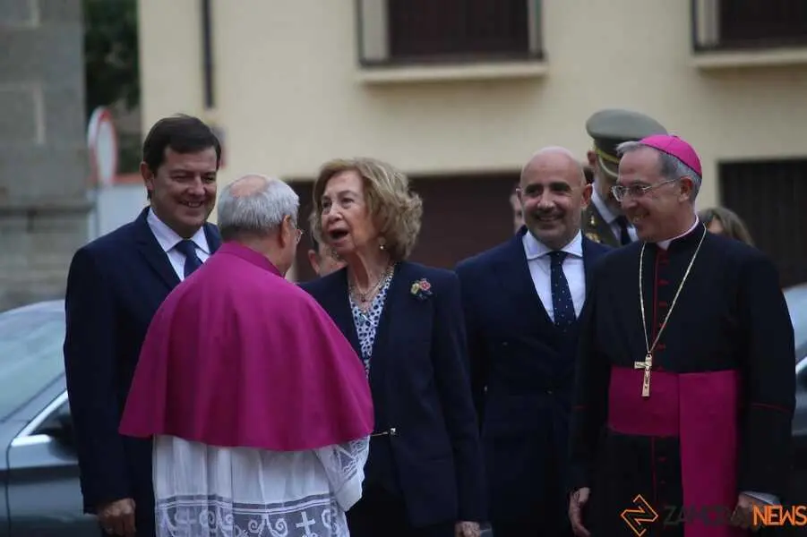 La Reina Doña Sofía en Zamora _33