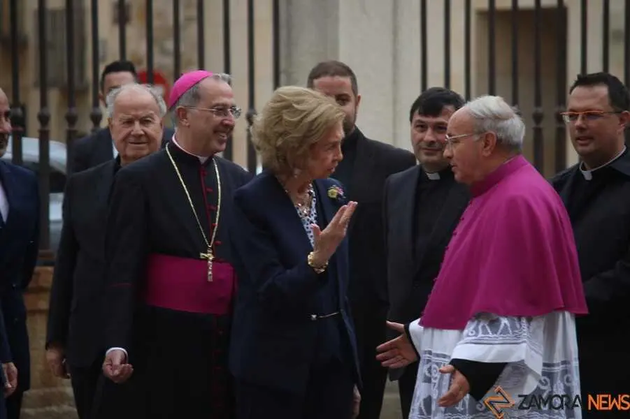 La Reina Doña Sofía en Zamora _35