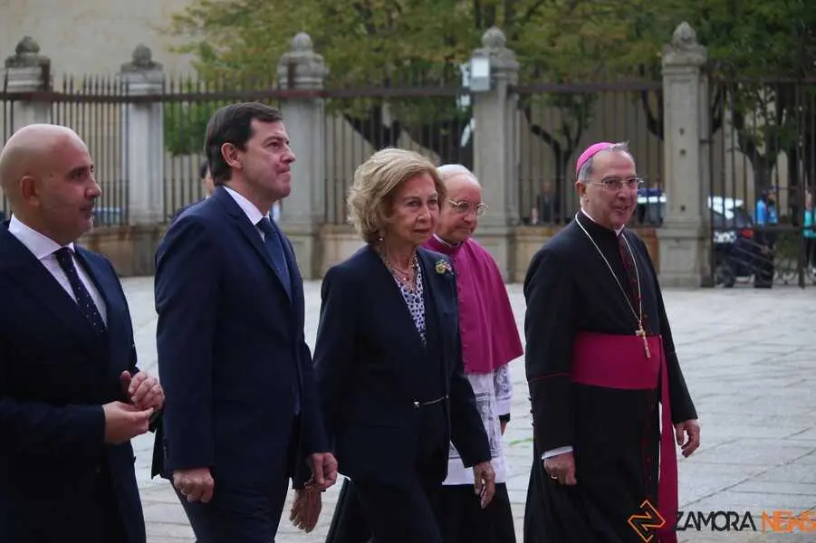 La Reina Doña Sofía en Zamora _42